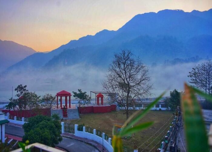 view of rishikesh from mrityunjay yogpeeth view of rishikesh from mrityunjay yogpeeth