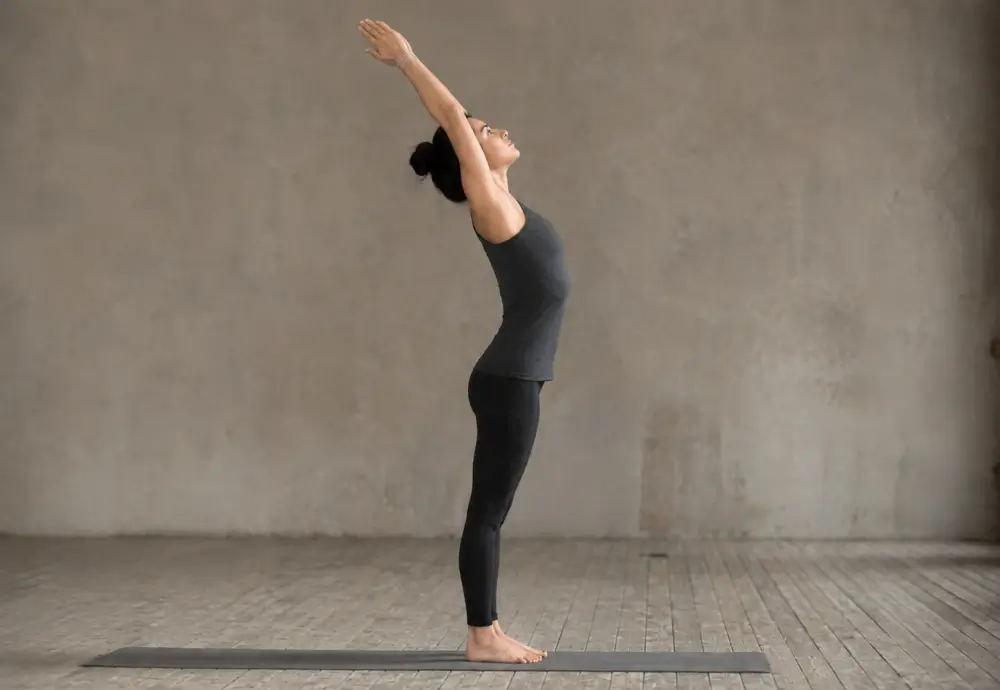 Hasta Uttanasana - Raised Arms Pose Hasta Uttanasana - Raised Arms Pose