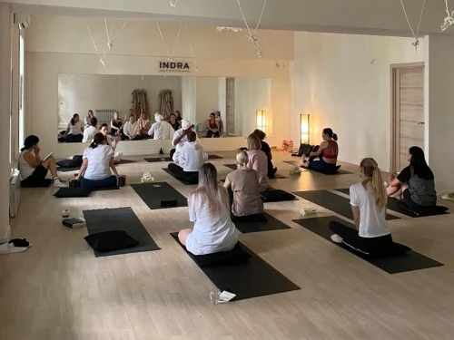 yoga guru training students at mrityunjay yogpeeth yoga guru training students at mrityunjay yogpeeth