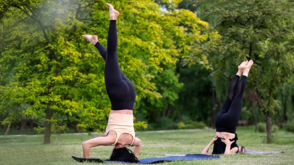 yoga teacher training session in rishikesh