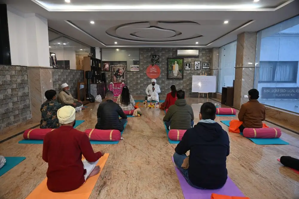 500 hour yoga ttc in rishikesh mrityunjay yogpeeth
