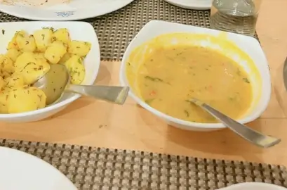 food during ayurveda retreat at mrityunjay yogpeeth