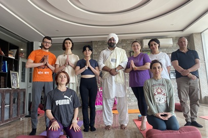 Students with Dr Anirudh Guru