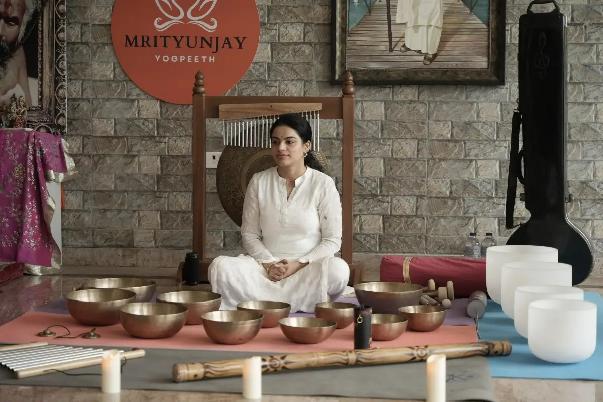 ravneet kaur sound and reiki healing teacher in rishikesh