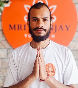 certified yoga teacher dinesh