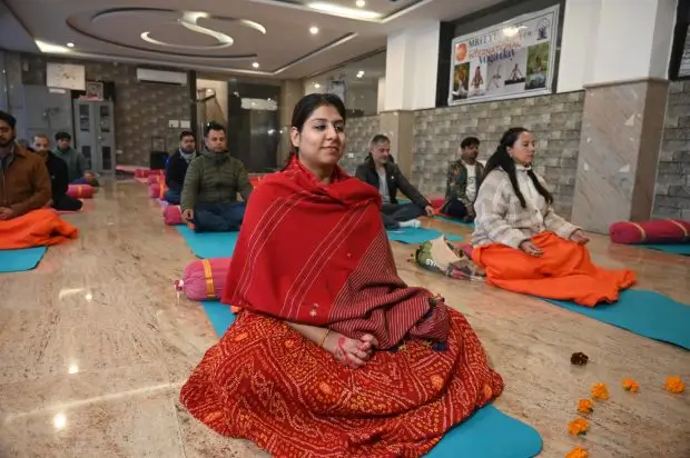 yoga student during 100 hour yoga ttc in rishikesh